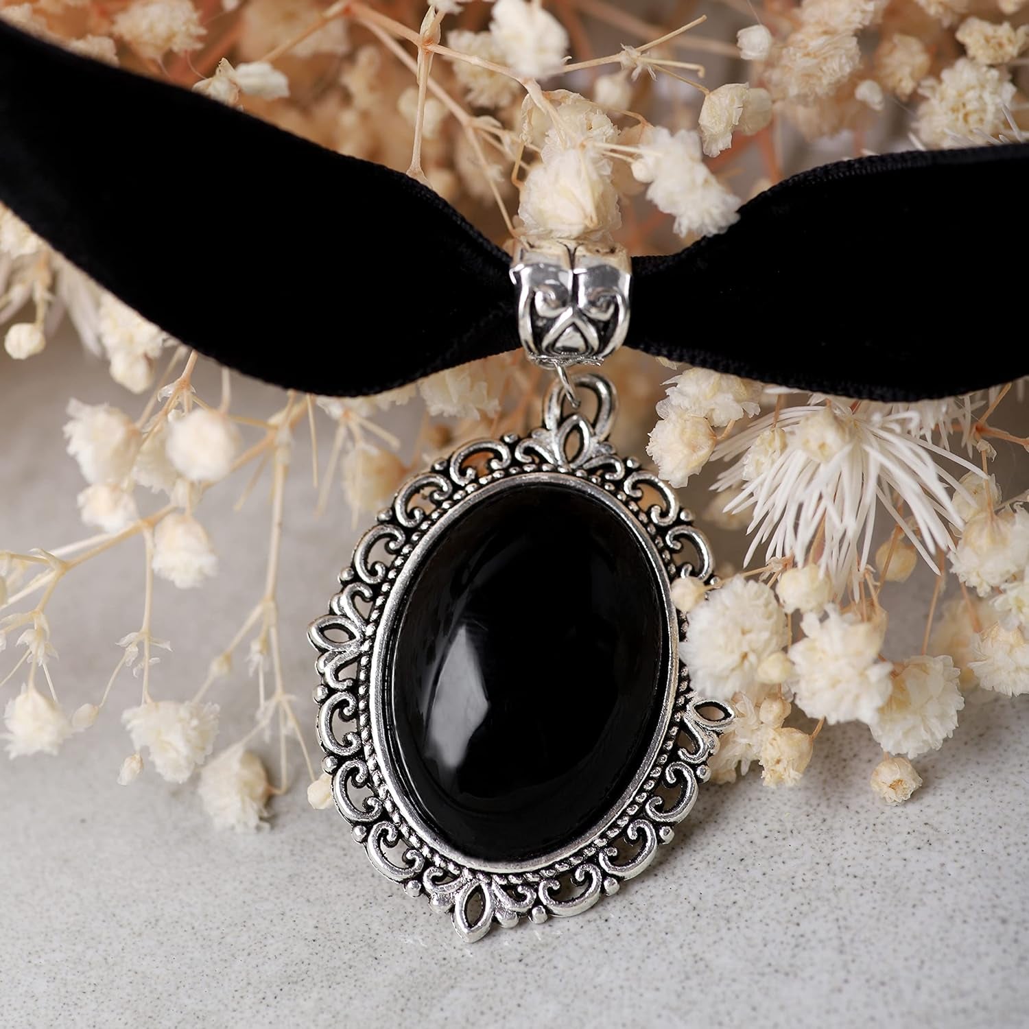 Goth Velvet Victorian Choker, Black Choker, Gothic Choker, Vintage Necklace, Jewelry Gift for Women, Christmas Jewelry Gift for Girls, Mother, Friends