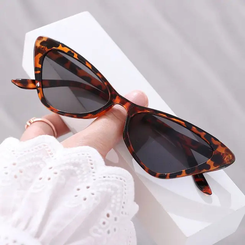 2024 Ladies Cat Eye Sunglasses Women Brand Designer Vintage Sun Glasses Female Fashion Travelling Sun Shades Glasses Oculos