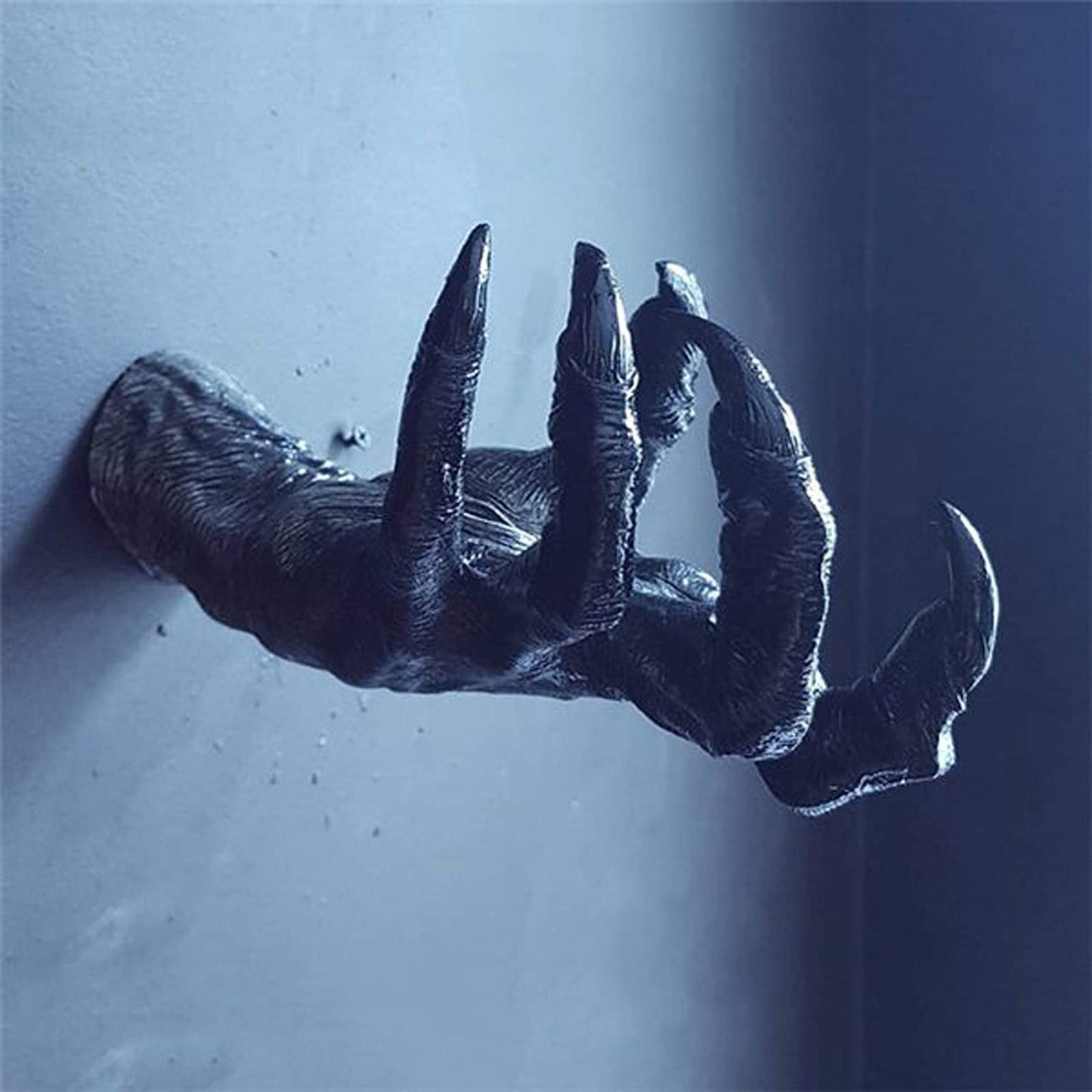 Witch'S Demon Hand Wall Hanging Statues, Resin Retro Wall Art Mounted Hang Decoration, Gothic Halloween Decorations for Living Room, Entrance Hall, Room or Outdoor Key Jewelry Holder (Black)