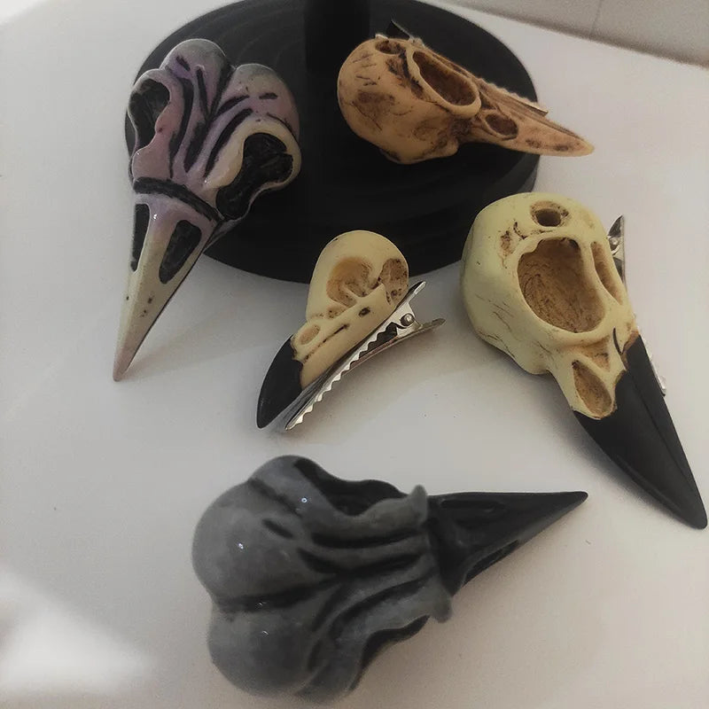 One Raven Skull Hair Clip - Resin Cast Skull Hair Accessory Barrette Crow Goth Bird Skull Gothic Wedding Cottagecore