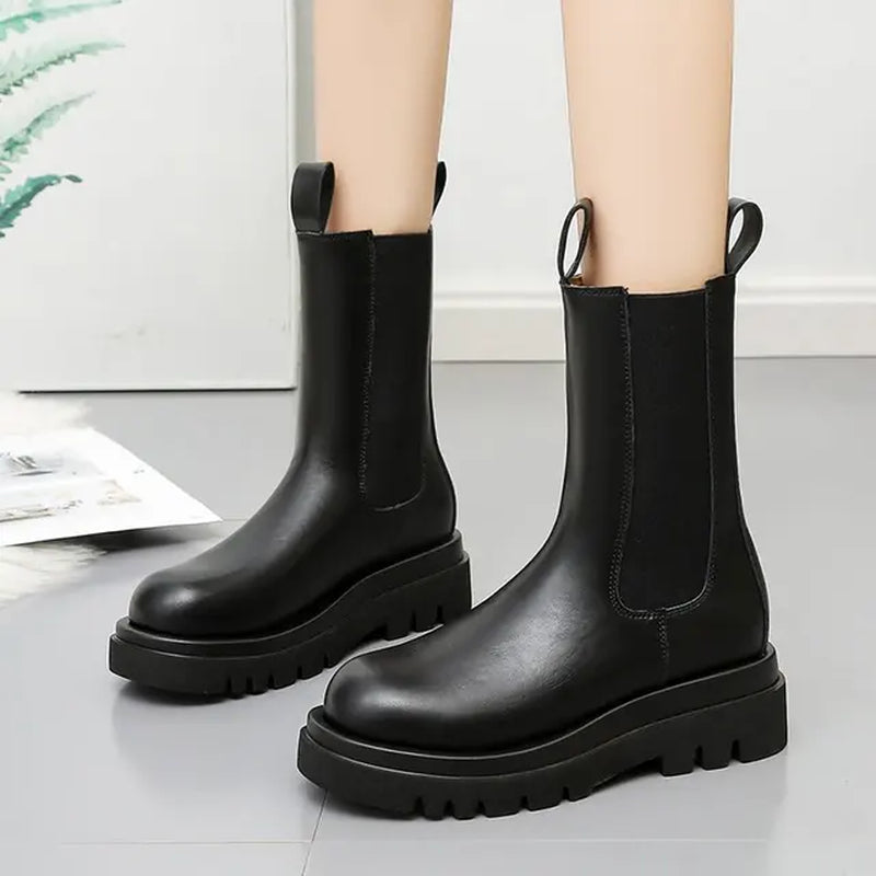 2021 Female Fashion Platform Booties New Chunky Boots Women Winter Shoes PU Leather Plush Ankle Boots Black Boots