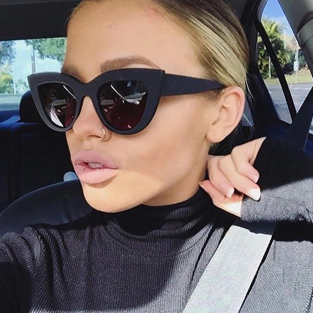 Trends Cat Eye Girl Sunglasses 2024 Vintage Sun Glasses for Women Designer Brand Luxury Ladies Black Shades