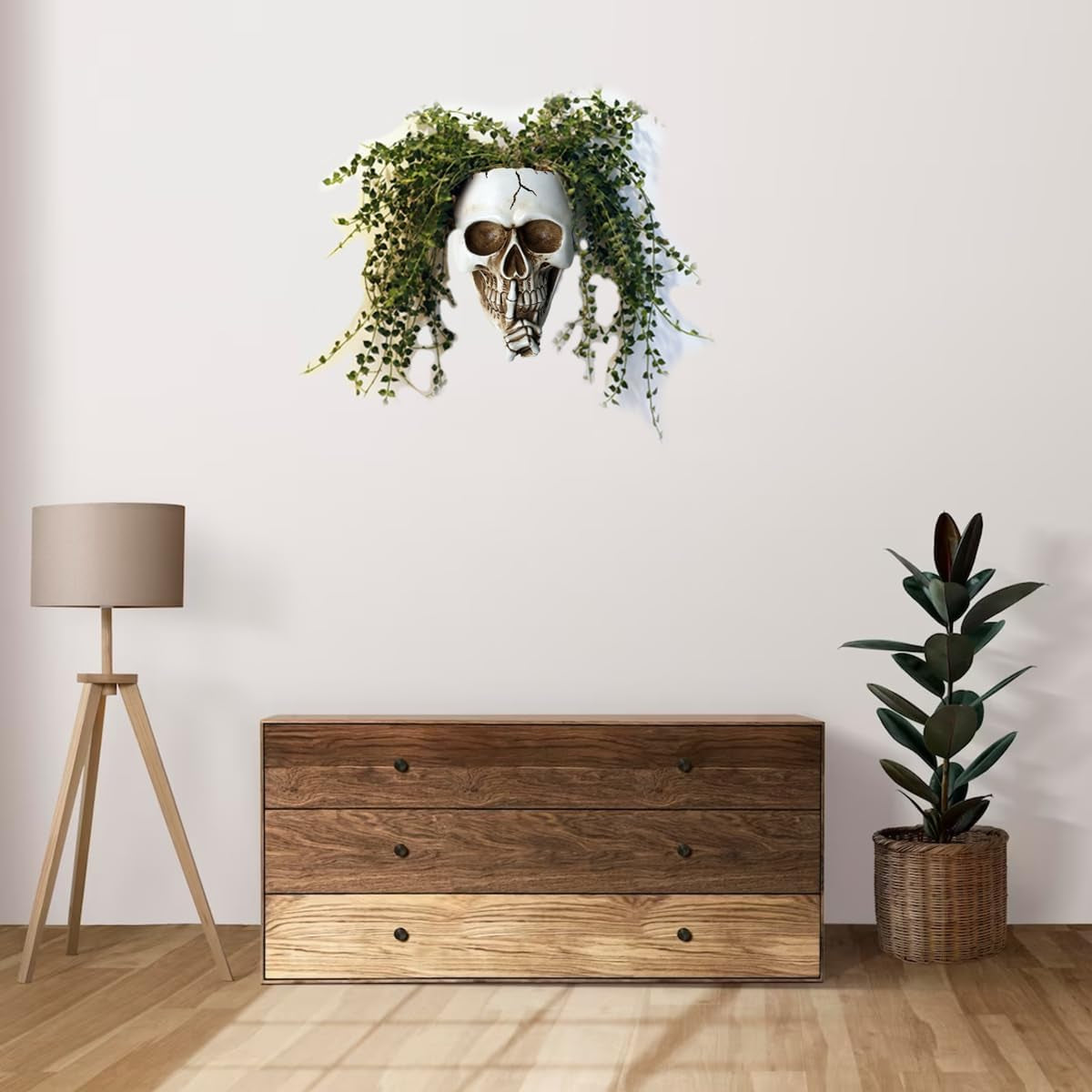 Skull Wall Planter for Indoor Outdoor Plants, Hanging Skull Vase Unique Face Flower Pot Head Planters, Resin Skeleton Gothic Planter for Home Decorations, White Skull Hanging Planter