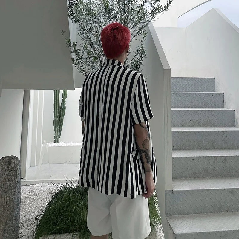 Casual Street Suit Jacket Male Summer Fashion Design Thin Harajuku Short Sleeve Black White Striped Blazer Loose Mens Suit Tops