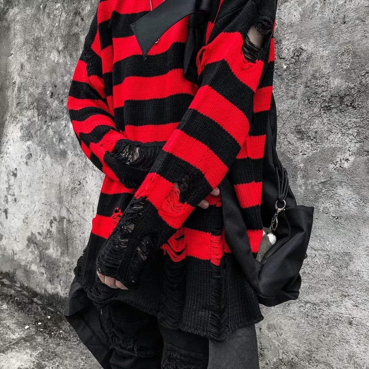 Black Red Striped Sweaters Men Oversized Ripped Hole Knit Pullover Autumn Winter Fashion Long Sleeve Clothing