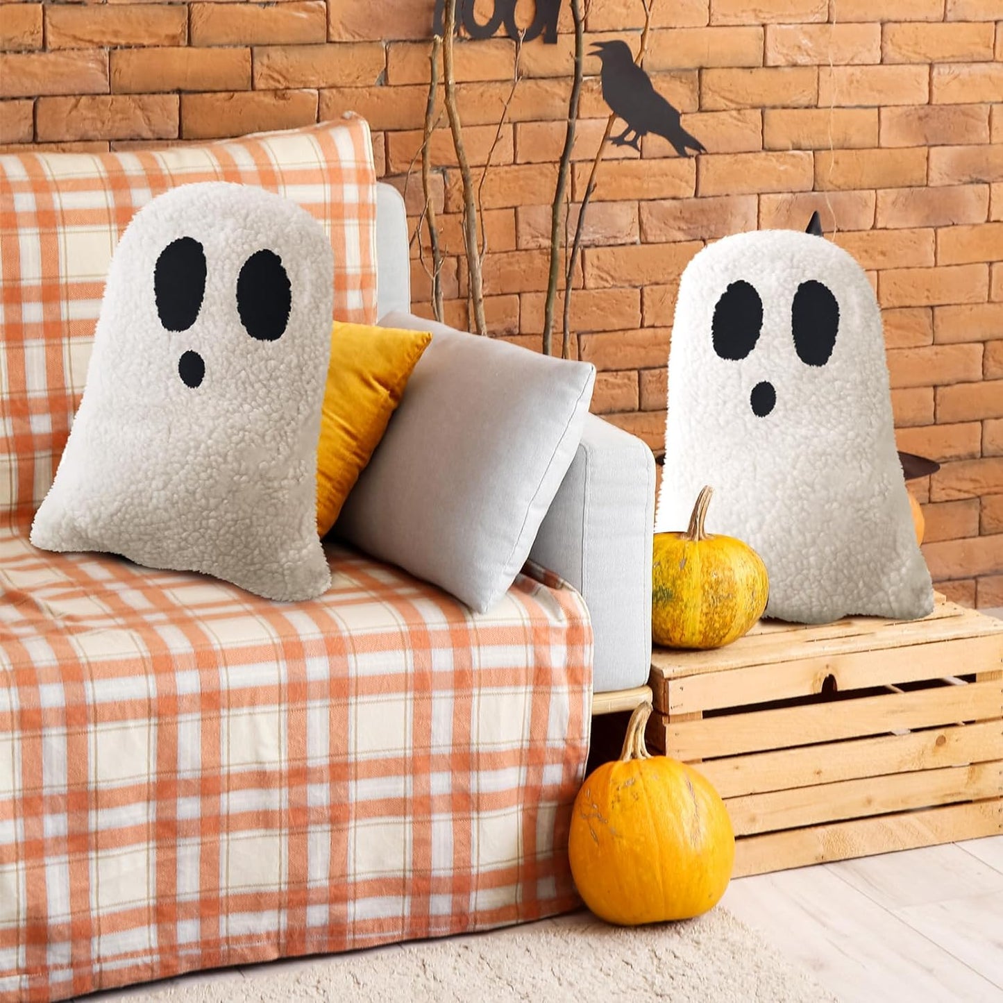 2 Pcs Halloween Throw Pillows Decorative Spooky Pillows for Sofa Bed Couch Stuffed Halloween Pillow for Party Outdoor Home Decorations Ghost Decor Cushion (11.81 X 7.87 Inch)