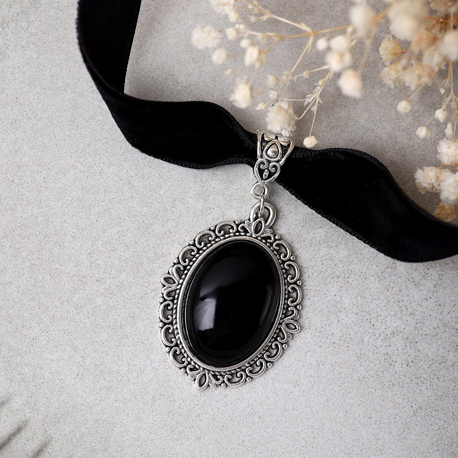 Goth Velvet Victorian Choker, Black Choker, Gothic Choker, Vintage Necklace, Jewelry Gift for Women, Christmas Jewelry Gift for Girls, Mother, Friends