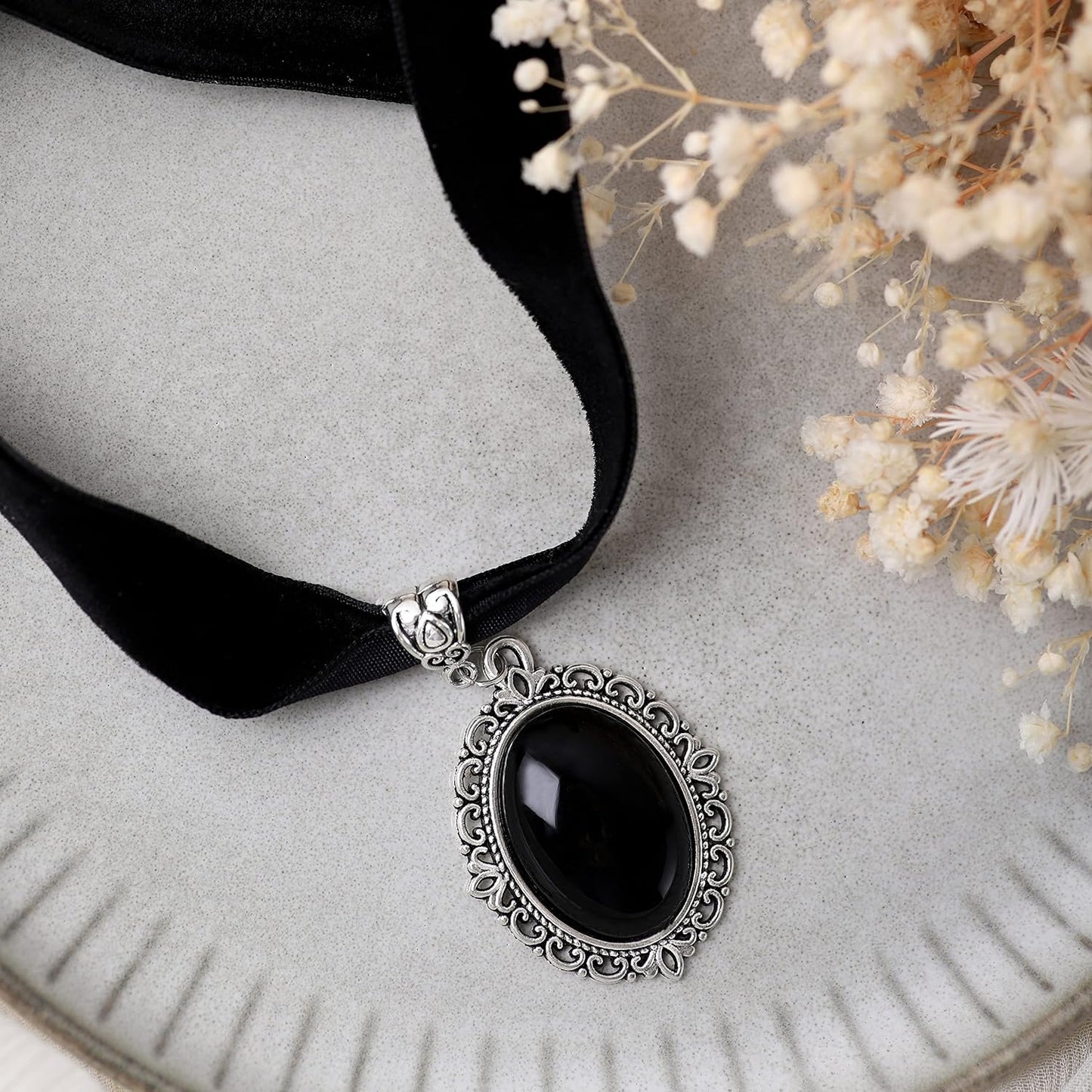 Goth Velvet Victorian Choker, Black Choker, Gothic Choker, Vintage Necklace, Jewelry Gift for Women, Christmas Jewelry Gift for Girls, Mother, Friends